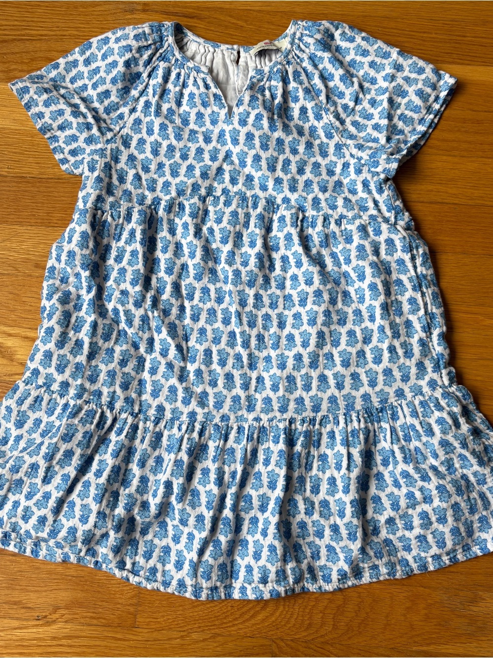 Vineyard Vines Girls Blue Floral Print Tiered Dress with Pockets Size S (7-8)